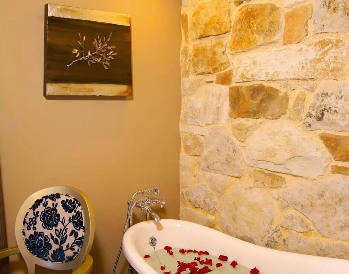 Mistral Hotel - Singles Only Maleme Dış mekan fotoğraf